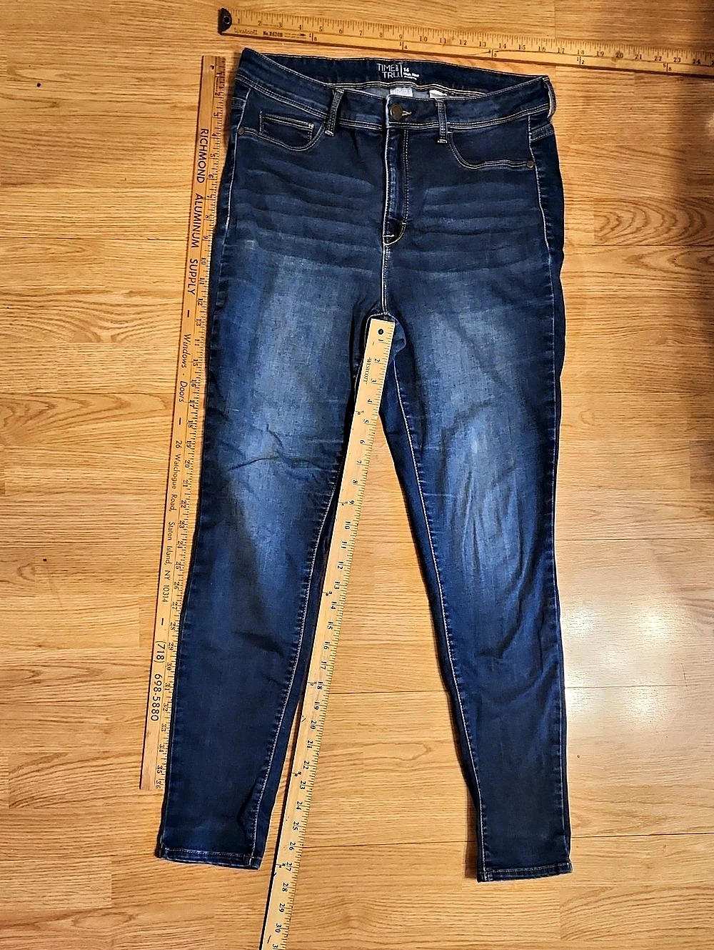 Time and Tru High Rise Jeggings Blue Waist 14 Like New